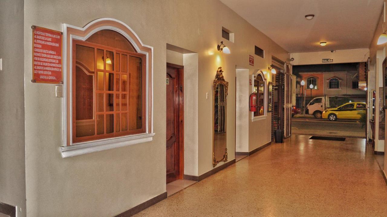 Vallejo Hotel Huaquillas Ngoại thất bức ảnh
