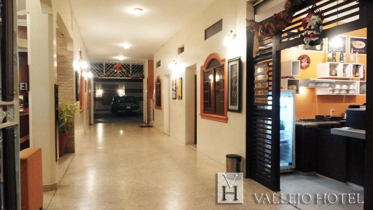 Vallejo Hotel Huaquillas Ngoại thất bức ảnh