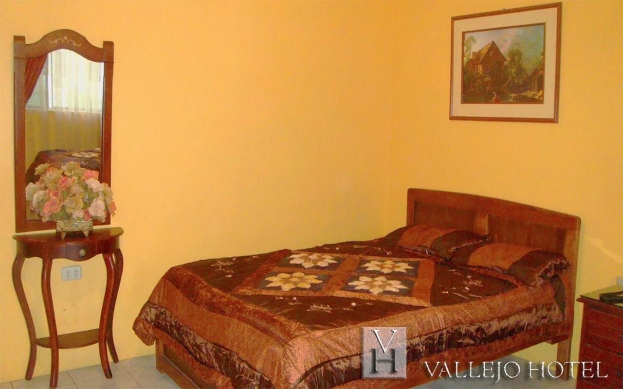 Vallejo Hotel Huaquillas Ngoại thất bức ảnh